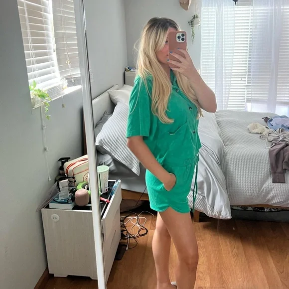 NICOLE MILLER two piece set - Picture 2 of 14